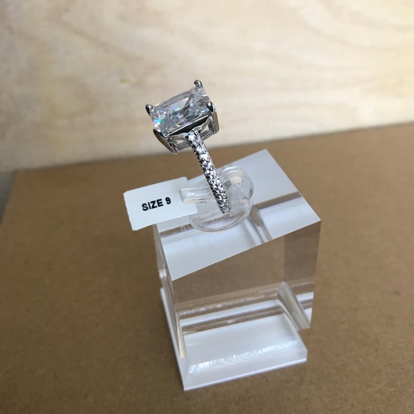 925 SS Radiant Cut Engagement Ring - Picture 4 of 6